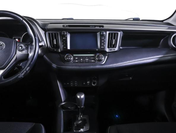 Toyota RAV4 IV (XA40) Рестайлинг с пробегом 2017 года, цена 2 390 000 рублей, 86646 км, внедорожник, Автокод Объявления