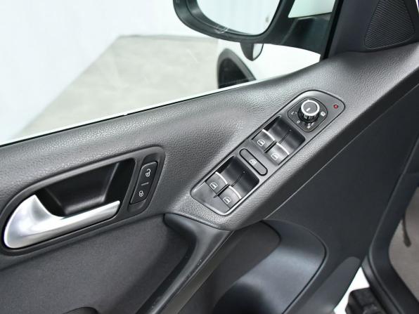 Volkswagen Tiguan I с пробегом 2011 года, цена 997 000 рублей, 252000 км, внедорожник, Автокод Объявления