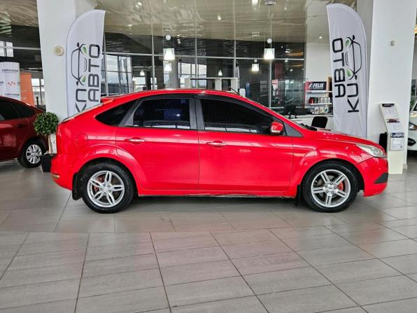 Ford Focus II Рестайлинг с пробегом 2011 года, цена 635 000 рублей, 250000 км, хэтчбек, Автокод Объявления