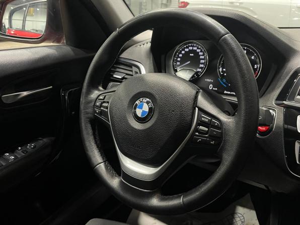 BMW 1 серии II (F20/F21) Рестайлинг 2 с пробегом 2018 года, цена 1 494 000 рублей, 196000 км, хэтчбек, Автокод Объявления