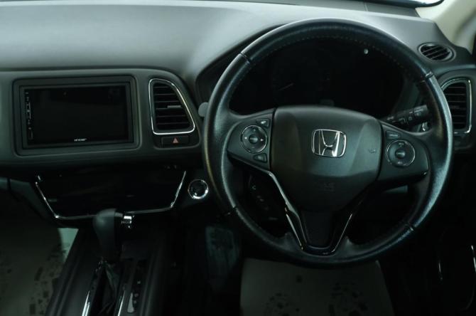 Honda Vezel I Рестайлинг с пробегом 2018 года, цена 1 999 000 рублей, 69000 км, внедорожник, Автокод Объявления