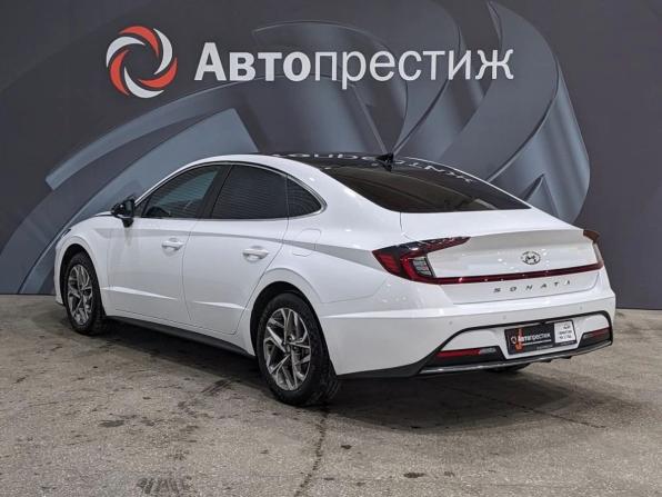 Hyundai Sonata VIII (DN8) с пробегом 2021 года, цена 2 375 000 рублей, 72958 км, седан, Автокод Объявления