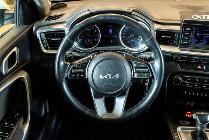 Kia Ceed III с пробегом 2019 года, цена 1 349 000 рублей, 161346 км, хэтчбек, Автокод Объявления