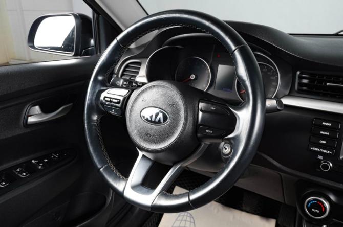 Kia Rio IV с пробегом 2019 года, цена 1 419 000 рублей, 156590 км, седан, Автокод Объявления
