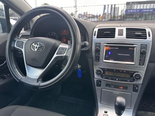 Toyota Avensis III Рестайлинг с пробегом 2012 года, цена 1 260 000 рублей, 169135 км, седан, Автокод Объявления