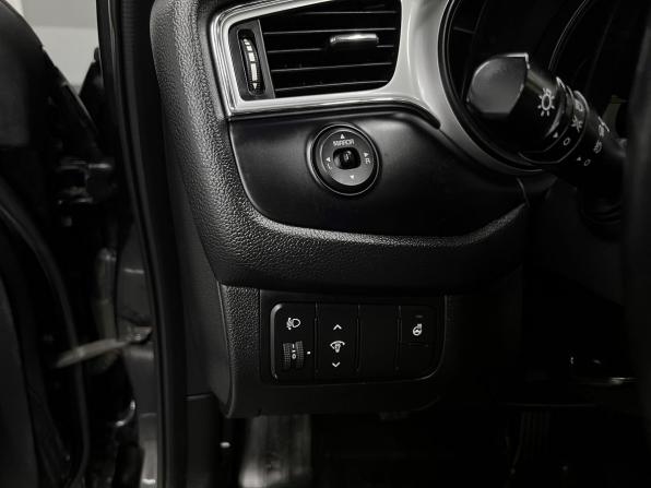 Kia Ceed II Рестайлинг с пробегом 2017 года, цена 1 195 000 рублей, 130849 км, хэтчбек, Автокод Объявления
