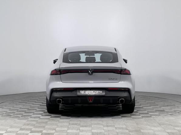 Changan UNI-V I с пробегом 2023 года, цена 2 590 000 рублей, 13983 км, лифтбек, Автокод Объявления
