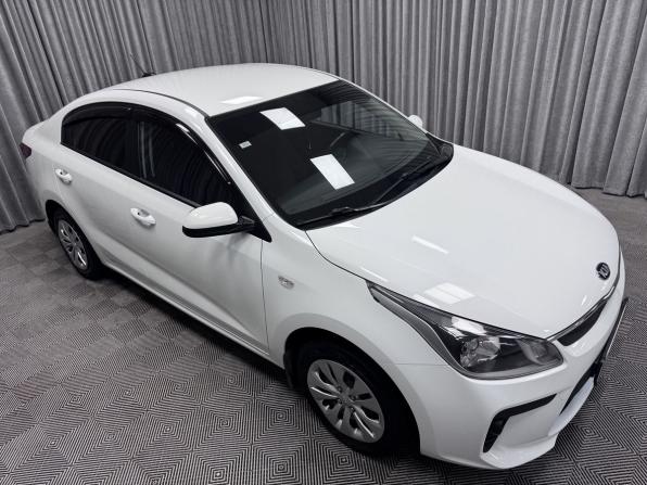 Kia Rio IV с пробегом 2017 года, цена 1 020 000 рублей, 141669 км, седан, Автокод Объявления