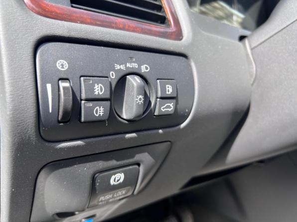 Volvo XC70 II Рестайлинг с пробегом 2013 года, цена 1 549 000 рублей, 169579 км, универсал, Автокод Объявления