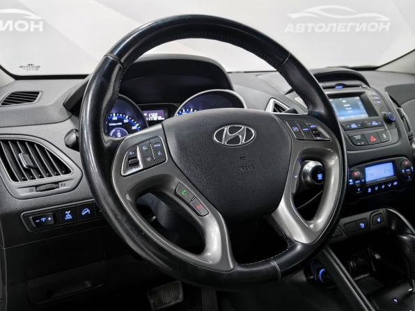 Hyundai ix35 I Рестайлинг с пробегом 2014 года, цена 1 650 000 рублей, 178000 км, внедорожник, Автокод Объявления