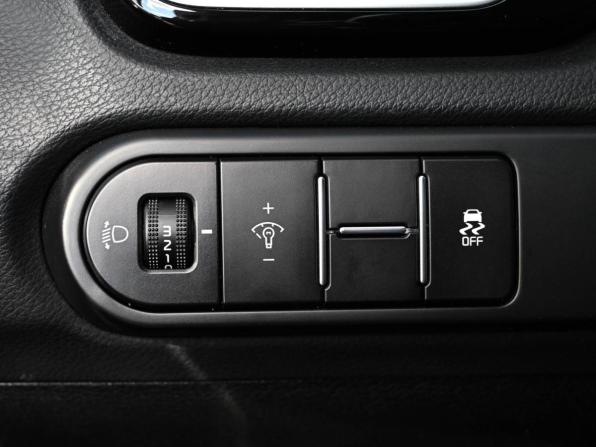 Kia Ceed III с пробегом 2019 года, цена 1 749 000 рублей, 83808 км, хэтчбек, Автокод Объявления