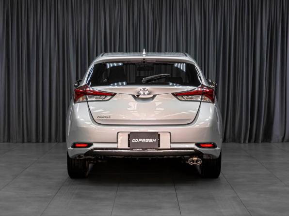 Toyota Auris II Рестайлинг с пробегом 2016 года, цена 1 499 000 рублей, 67117 км, хэтчбек, Автокод Объявления