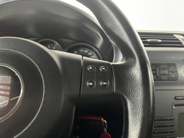 SEAT Leon II с пробегом 2009 года, цена 650 000 рублей, 143000 км, хэтчбек, Автокод Объявления