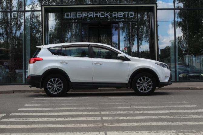 Toyota RAV4 IV (XA40) с пробегом 2013 года, цена 1 790 000 рублей, 170716 км, внедорожник, Автокод Объявления