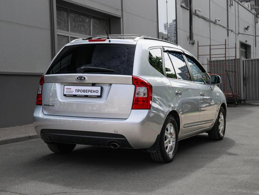 Kia Carens II (UN) Москва  - изображение 4