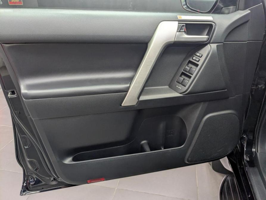 Toyota Land Cruiser Prado 150 Series Рестайлинг 2 Москва  - изображение 13
