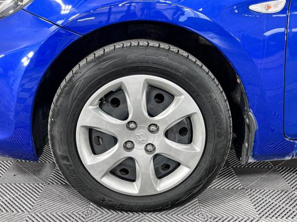 Hyundai Solaris I с пробегом 2012 года, цена 677 000 рублей, 160756 км, седан, Автокод Объявления