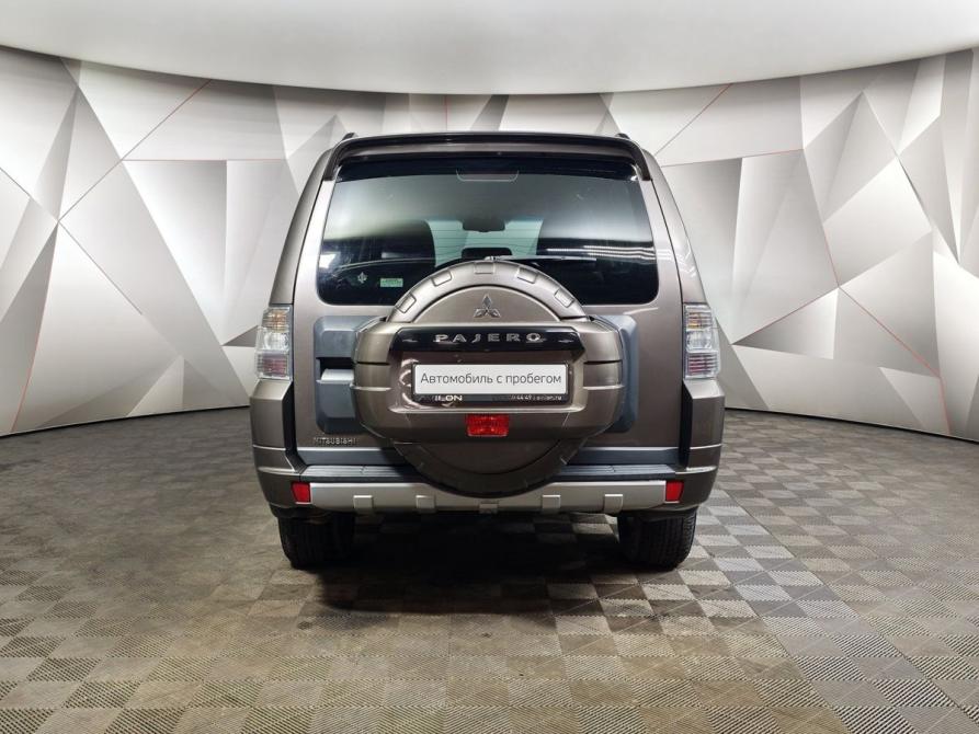 Mitsubishi Pajero IV Рестайлинг 1 Москва  - изображение 8