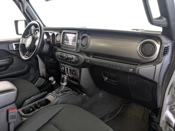 Jeep Wrangler IV (JL) с пробегом 2018 года, цена 3 900 000 рублей, 86461 км, внедорожник, Автокод Объявления