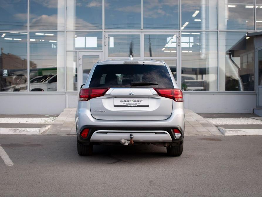 Mitsubishi Outlander III Рестайлинг 3 Курган  - изображение 4
