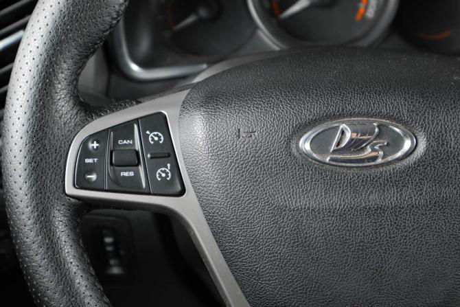Lada (ВАЗ) XRAY I с пробегом 2019 года, цена 1 079 000 рублей, 131000 км, хэтчбек, Автокод Объявления