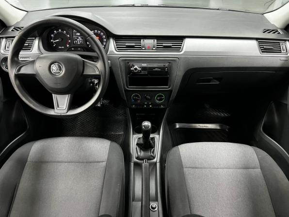 Skoda Rapid I с пробегом 2015 года, цена 1 199 900 рублей, 100500 км, лифтбек, Автокод Объявления