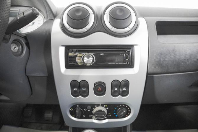 Renault Logan I Рестайлинг с пробегом 2011 года, цена 399 000 рублей, 131081 км, седан, Автокод Объявления