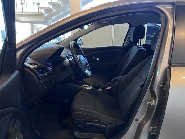 Renault Fluence I с пробегом 2011 года, цена 625 000 рублей, 267220 км, седан, Автокод Объявления