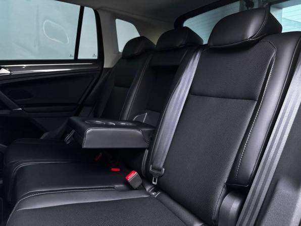 Volkswagen Tiguan II с пробегом 2018 года, цена 2 920 000 рублей, 98701 км, внедорожник, Автокод Объявления