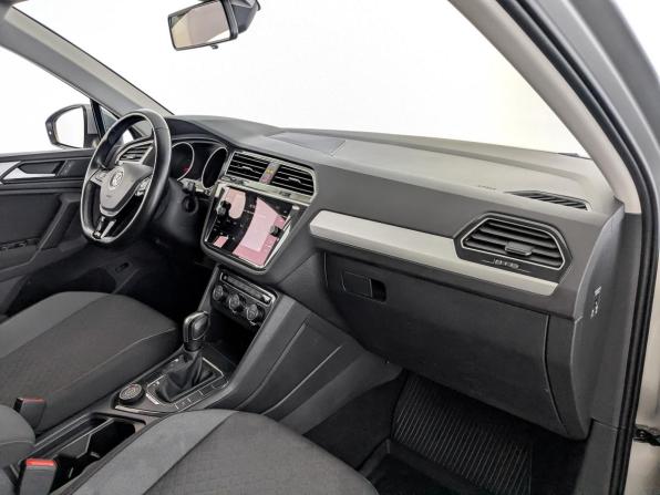 Volkswagen Tiguan II с пробегом 2020 года, цена 2 850 000 рублей, 66373 км, внедорожник, Автокод Объявления