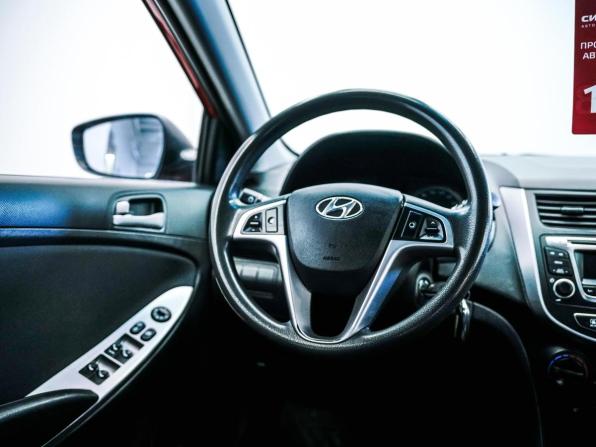 Hyundai Solaris I Рестайлинг с пробегом 2015 года, цена 990 000 рублей, 102118 км, седан, Автокод Объявления