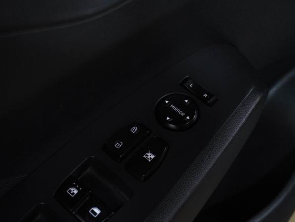 Hyundai Solaris II с пробегом 2017 года, цена 1 079 000 рублей, 201979 км, седан, Автокод Объявления