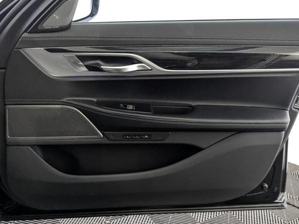 BMW 7 серии VI (G11/G12) Рестайлинг с пробегом 2020 года, цена 5 250 000 рублей, 145791 км, седан, Автокод Объявления