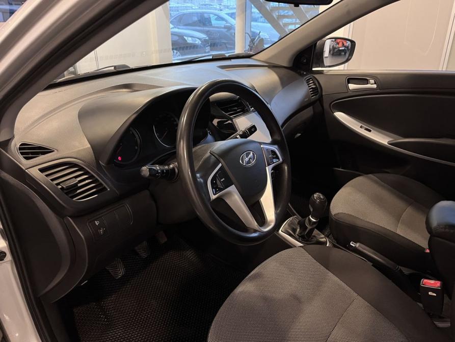Hyundai Solaris I Чебоксары  - изображение 21