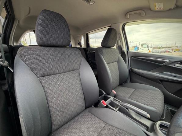 Honda Fit III с пробегом 2013 года, цена 890 000 рублей, 100572 км, хэтчбек, Автокод Объявления