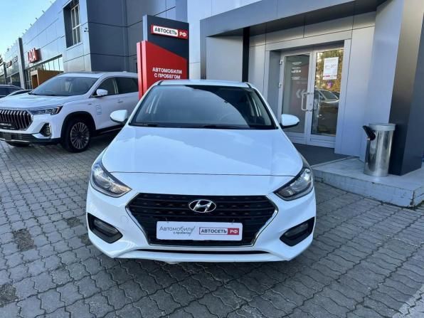 Hyundai Solaris II с пробегом 2017 года, цена 1 155 762 рубля, 80000 км, седан, Автокод Объявления