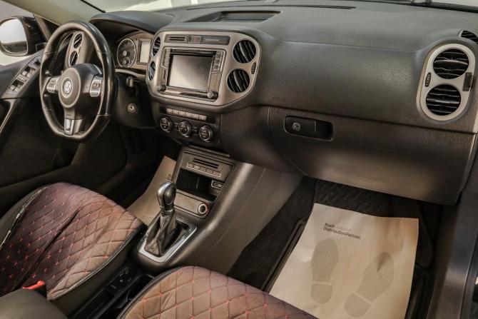 Volkswagen Tiguan I Рестайлинг с пробегом 2016 года, цена 1 819 000 рублей, 137000 км, внедорожник, Автокод Объявления