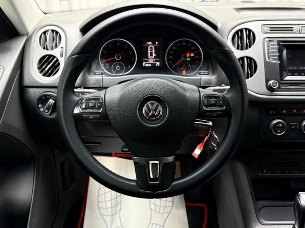 Volkswagen Tiguan I Рестайлинг с пробегом 2015 года, цена 1 699 000 рублей, 214676 км, внедорожник, Автокод Объявления