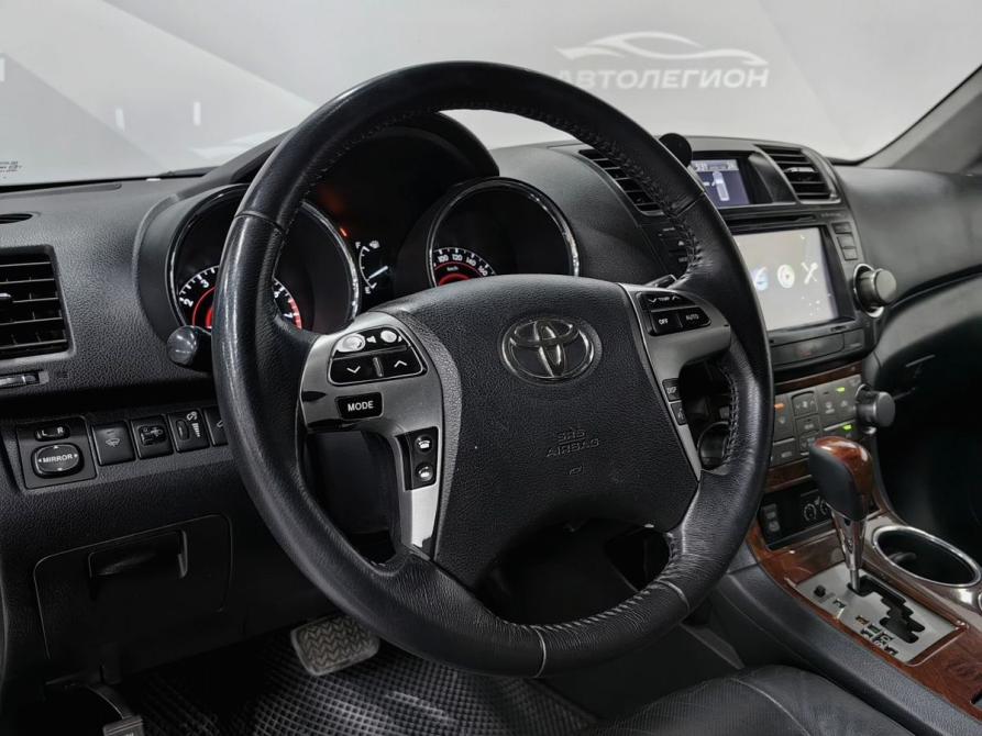 Toyota Highlander II (XU40) Рестайлинг Новосибирск  - изображение 13