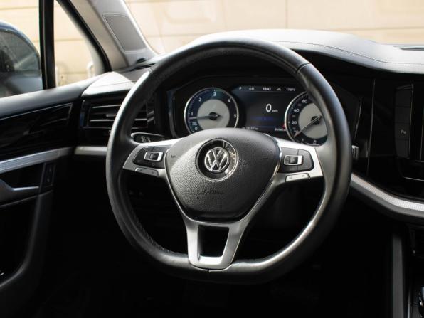 Volkswagen Touareg III с пробегом 2019 года, цена 5 000 000 рублей, 84060 км, внедорожник, Автокод Объявления