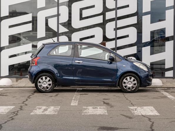 Toyota Yaris II с пробегом 2008 года, цена 570 000 рублей, 235518 км, хэтчбек, Автокод Объявления