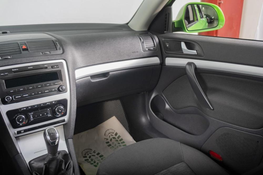 Skoda Octavia II (A5) Рестайлинг Томск  - изображение 12