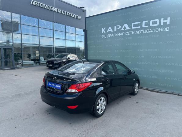 Hyundai Solaris I с пробегом 2012 года, цена 657 000 рублей, 180000 км, седан, Автокод Объявления