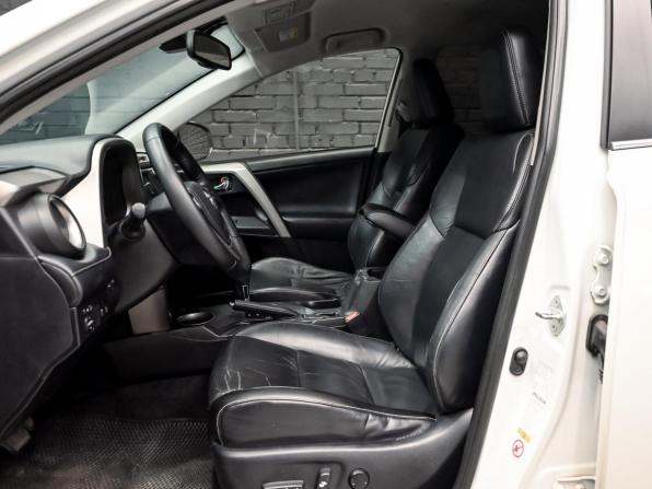 Toyota RAV4 IV (XA40) с пробегом 2013 года, цена 1 990 000 рублей, 237156 км, внедорожник, Автокод Объявления
