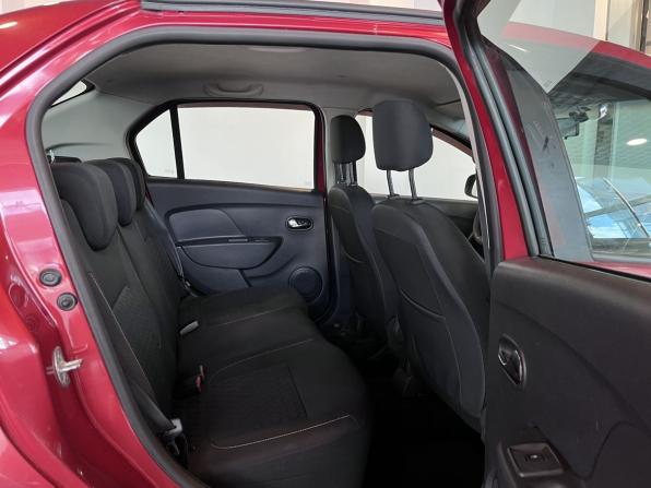 Renault Logan II с пробегом 2014 года, цена 591 000 рублей, 178870 км, седан, Автокод Объявления