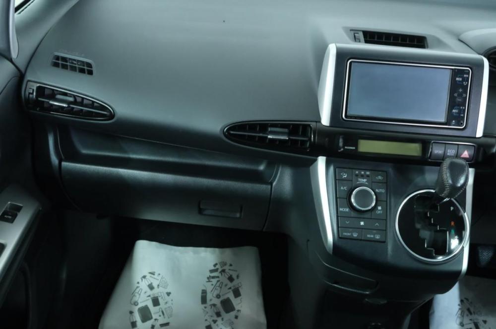 Toyota Wish II Омск  - изображение 16