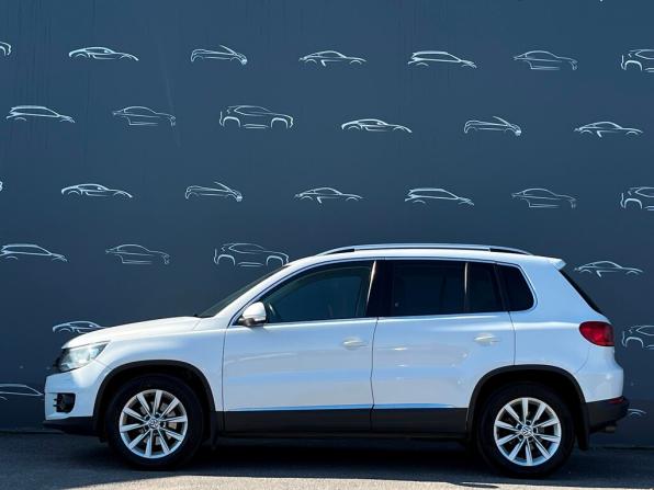 Volkswagen Tiguan I Рестайлинг с пробегом 2012 года, цена 1 067 400 рублей, 200469 км, внедорожник, Автокод Объявления