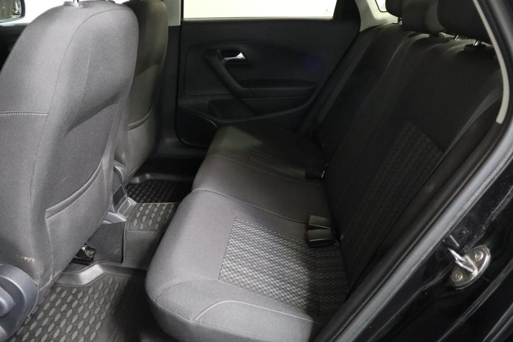 Volkswagen Polo V Рестайлинг Санкт-Петербург  - изображение 13