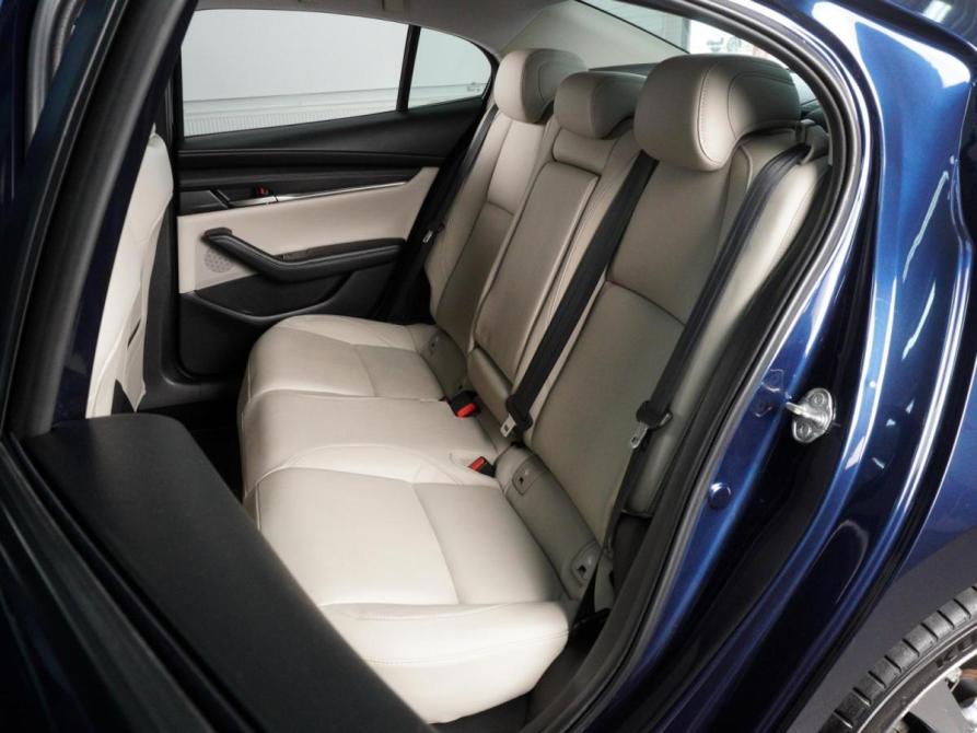 Mazda 3 IV (BP) Минеральные Воды  - изображение 9