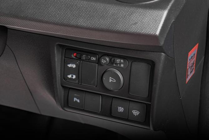 Honda Freed I с пробегом 2009 года, цена 1 079 000 рублей, 198000 км, компактвэн, Автокод Объявления
